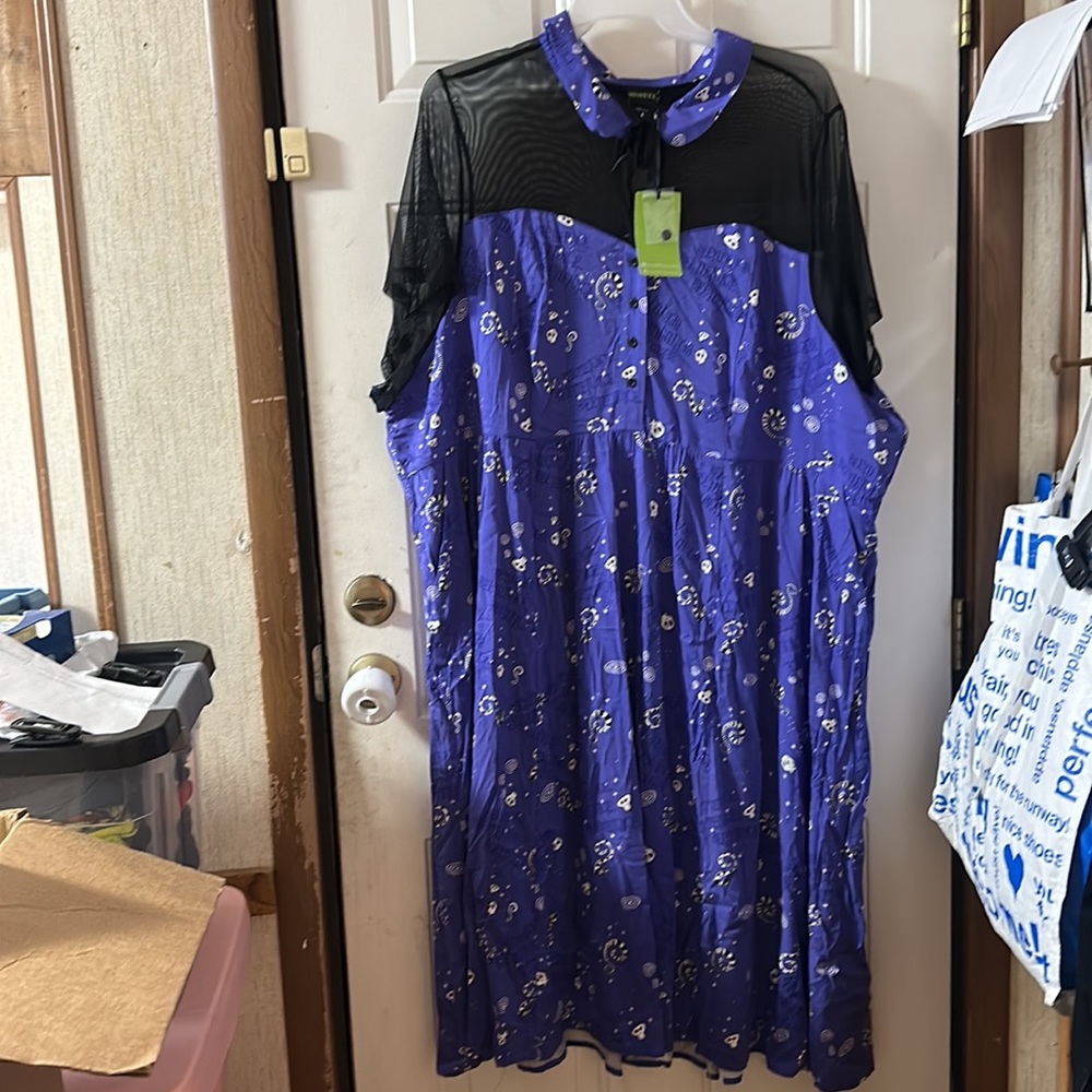 TORRID Warner Bros Beetlejuice Midi Challis Mesh Yoke Dress: PURPLE: NEW: SZ 6